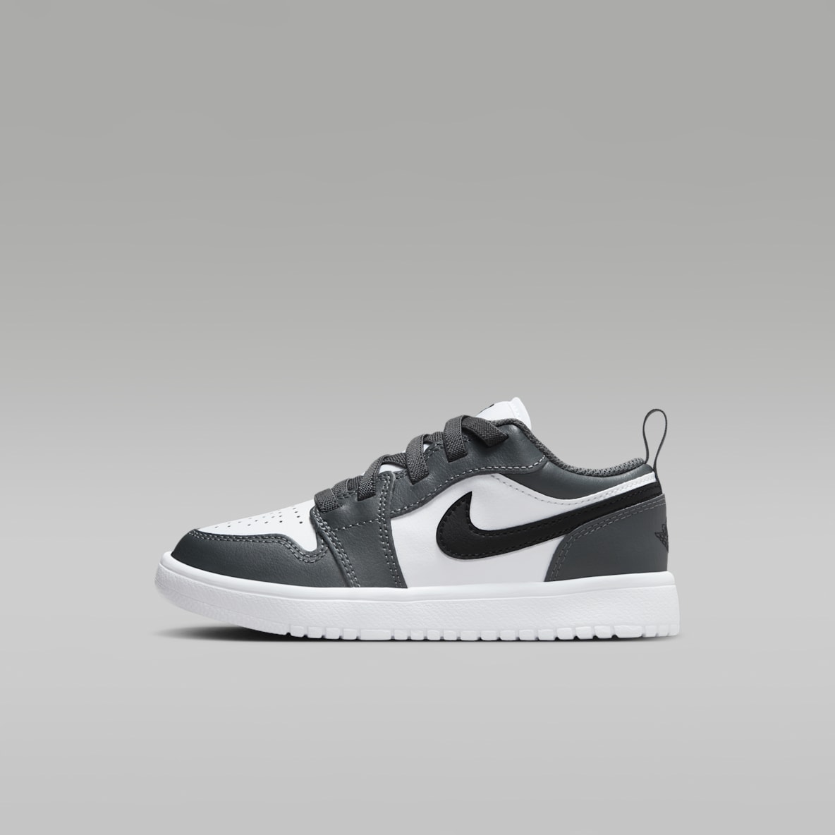 Jordan 1 White Shoes. Nike JP